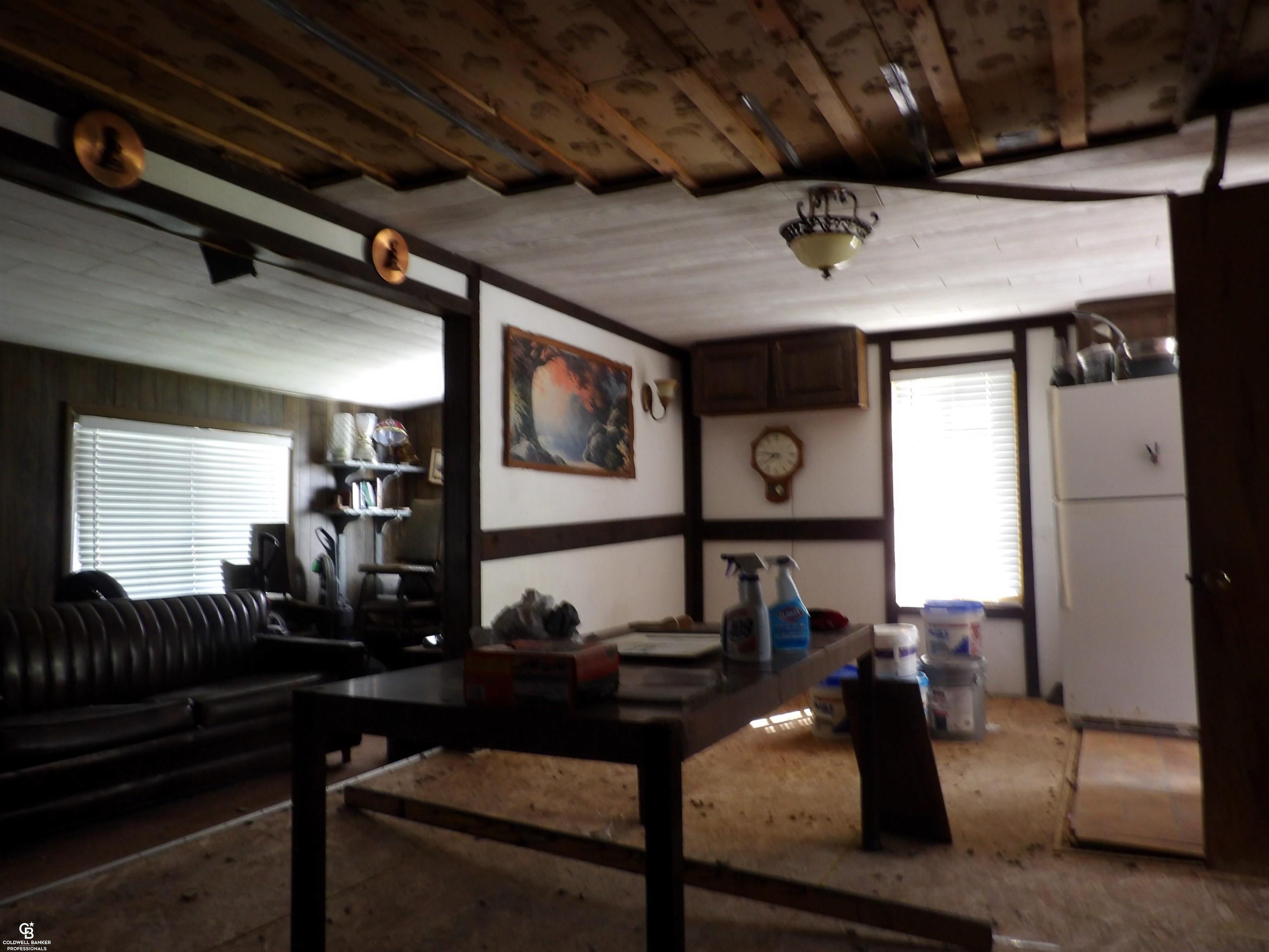 7324 Kilkare Road Lexington, MI 48450 - Photo 6 of 14 50149151-ddb340d4-040a-446b-93b3-82c68a418e66.JPG