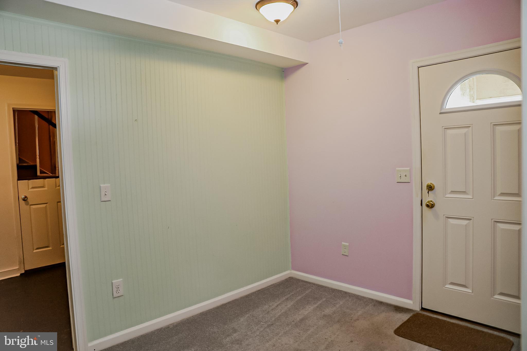 26741 Siloam Road Salisbury, MD 21801 - Photo 15 of 73 Sitting Room beyond Utility Closet
