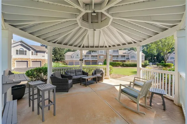 $299,900 | 409 The Crossings Lane, Woodstock, GA 30189