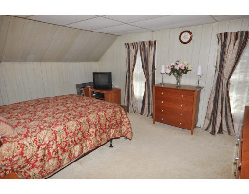 8 Pine Street Maynard, MA 01754 - Photo 5 of 8 Gallery Image 5