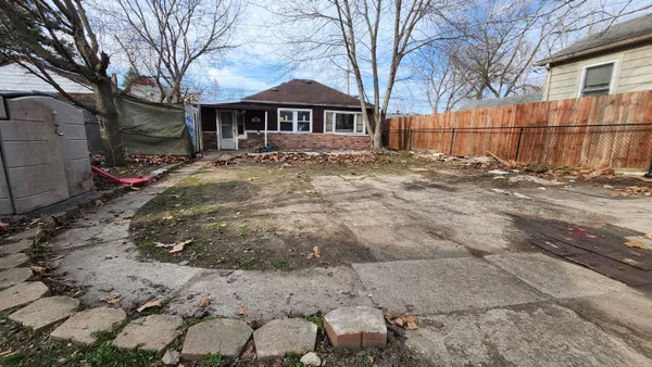 $79,900 | 7559 Toepfer Road, Warren, MI 48091