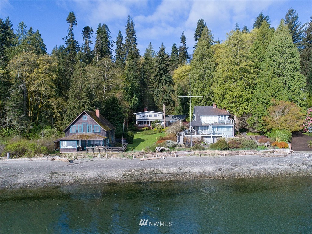 16280 Agate Point Road Northeast Bainbridge Island, WA 98110 - Photo 2 of 25 Gallery Image 2