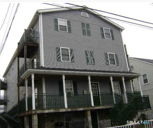 $3,200 | 18 High Street, Stamford, CT 06902