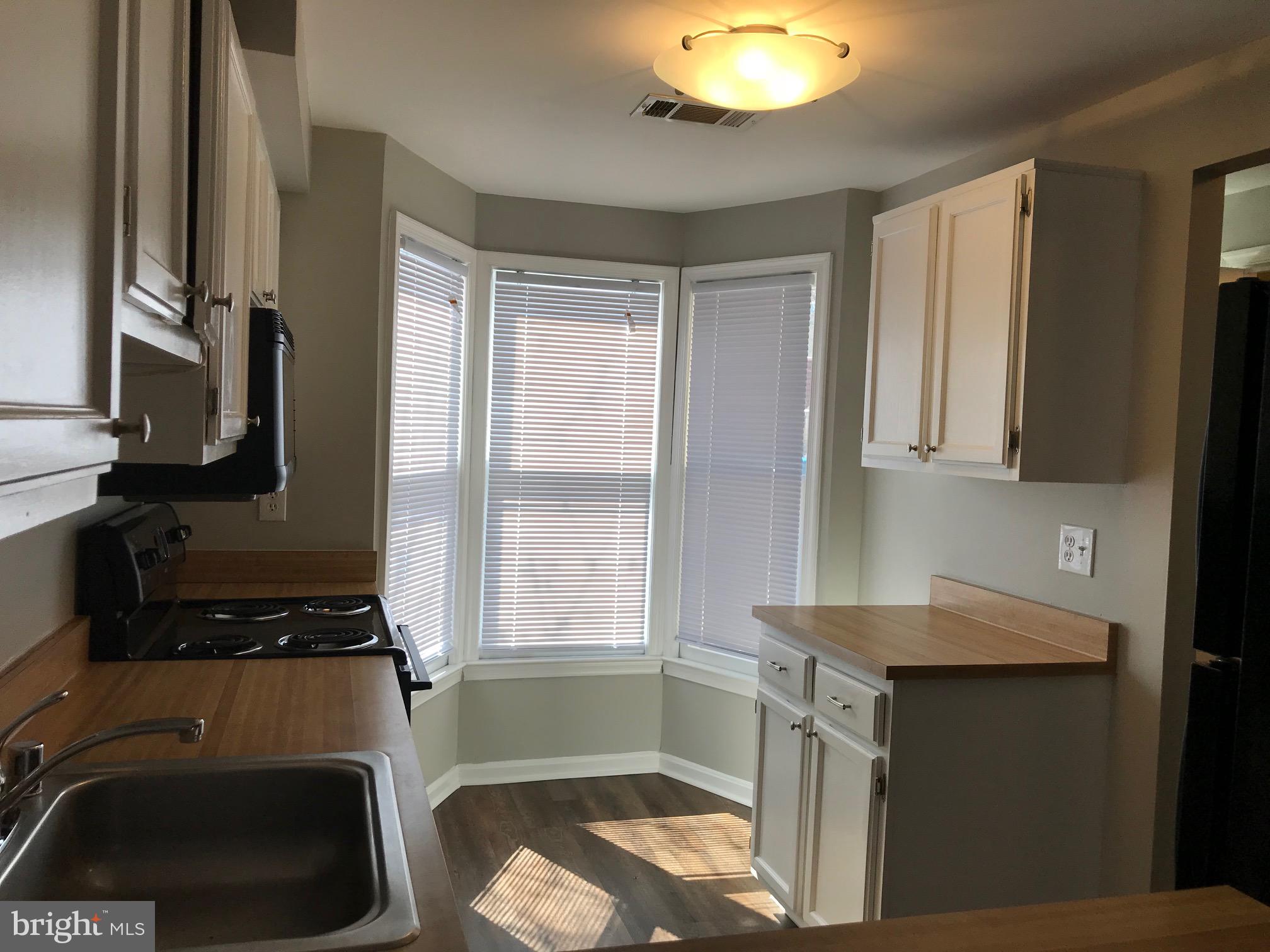 2131 Whisper Way Reston, VA 20191 - Photo 2 of 13