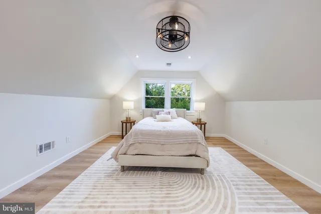 $1,125,000 | 2806 Franklin Street Northeast, Washington, DC 20018