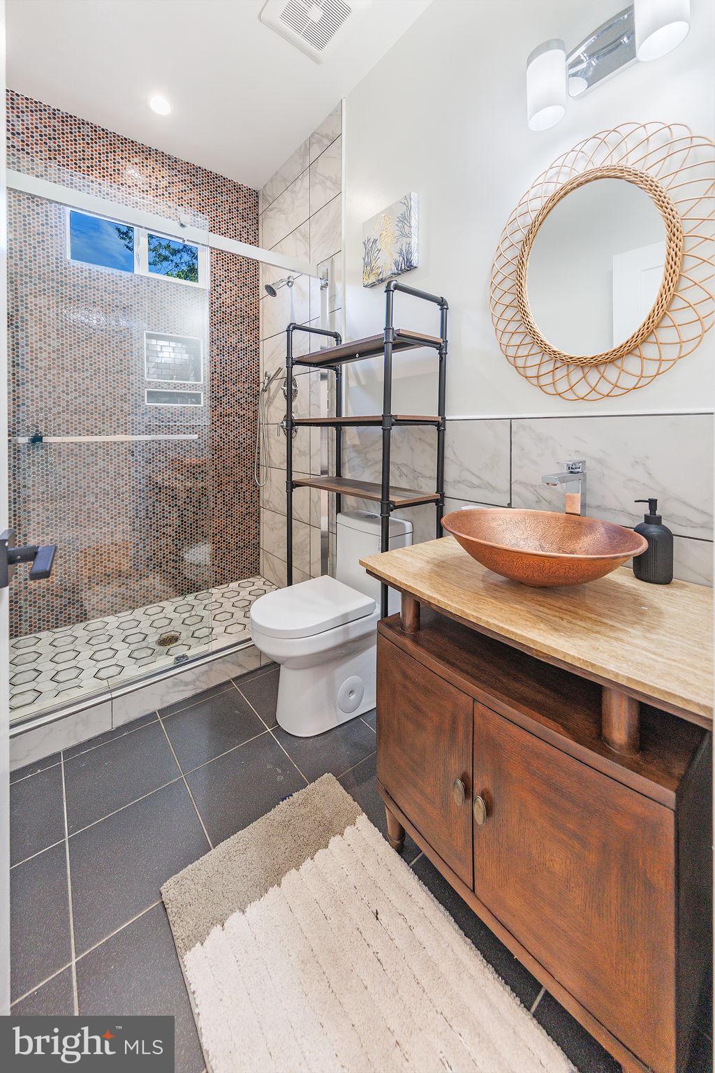 2806 Franklin Street Northeast Washington, DC 20018 - Photo 69 of 88 Main level Full Bathroom