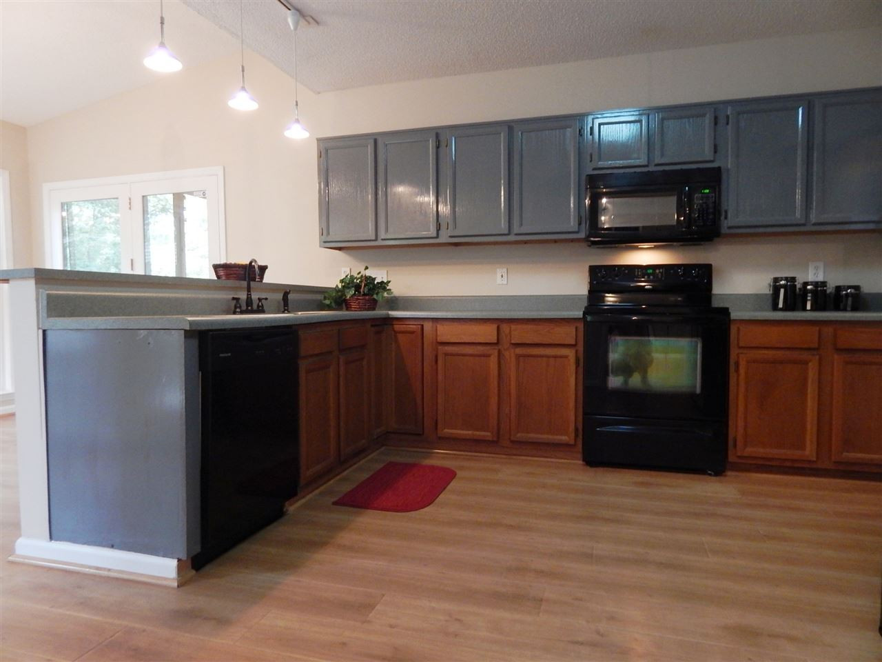 10005 Quillstone Court Raleigh, NC 27613 - Photo 5 of 22 Kitchen