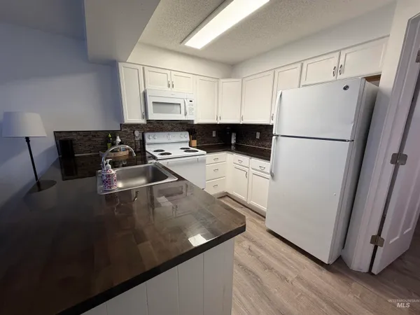 $149,000 | 557 Park Street, Unit 11, Lewiston, ID 83501