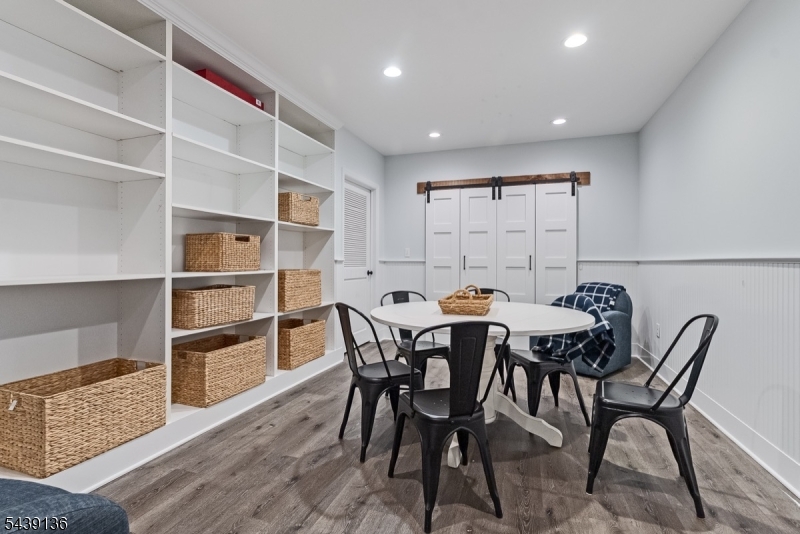 11 Red Oak Row Chester, NJ 07930 - Photo 30 of 50