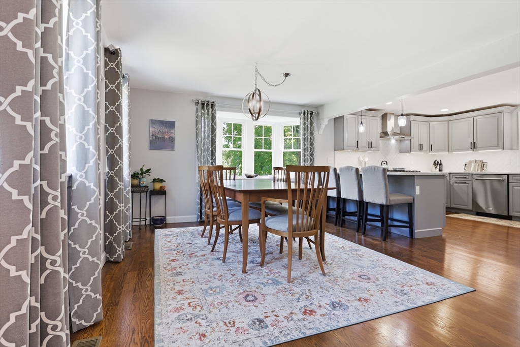 38 Dunstable Road Westford, MA 01886 - Photo 5 of 41 Gallery Image 5