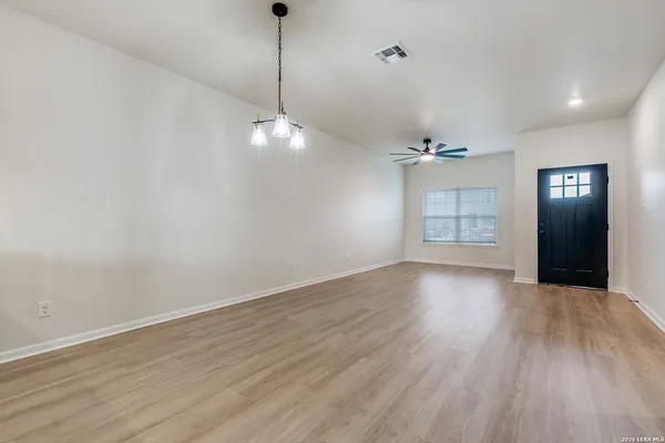 $309,000 | 15115 Escalante Pass, Von Ormy, TX 78073