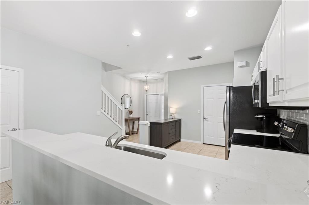 16242 Ravina Way Naples, FL 34110 - Photo 11 of 37 Gallery Image 11