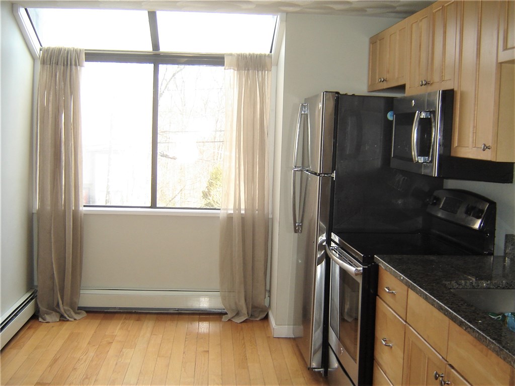7 Wake Robin Road, Unit 1402 Lincoln, RI 02865 - Photo 4 of 22