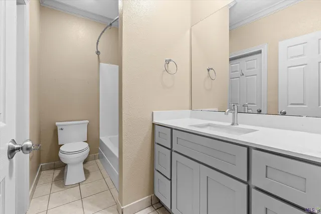 $175,000 | 710 East Boyd Drive, Unit 406, Baton Rouge, LA 70808