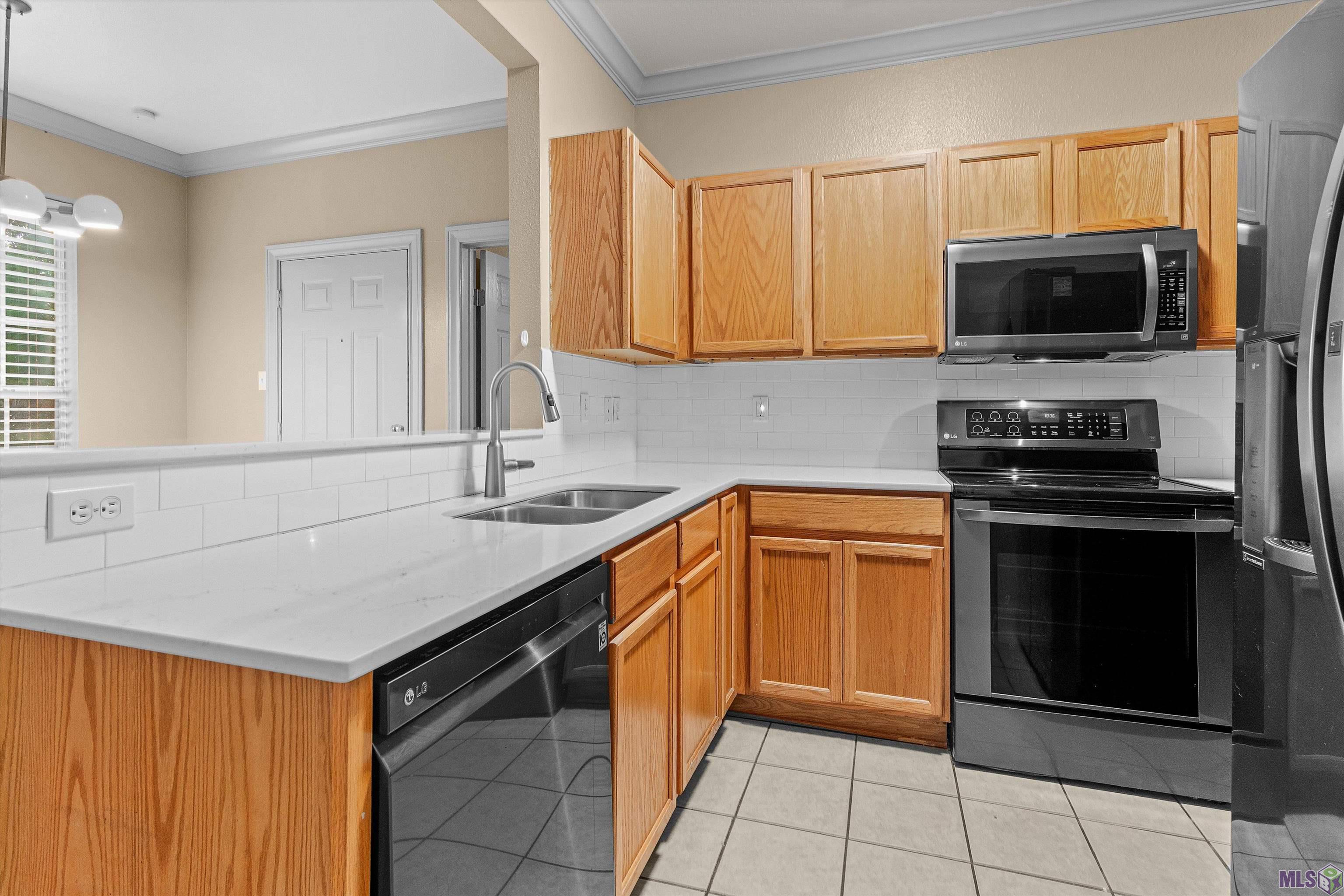 710 East Boyd Drive, Unit 406 Baton Rouge, LA 70808 - Photo 8 of 17