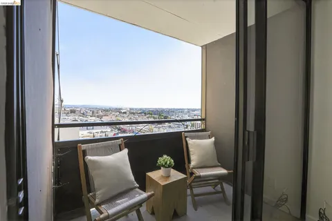 $309,800 | 801 Franklin Street, Unit 1119, Oakland, CA 94607