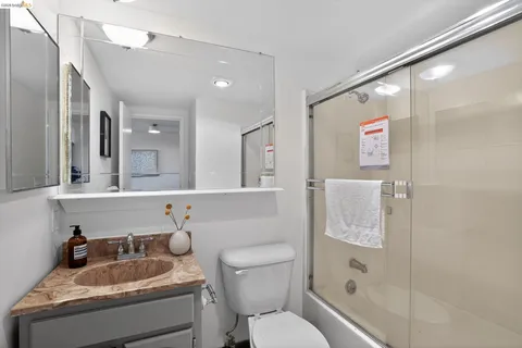 $309,800 | 801 Franklin Street, Unit 1119, Oakland, CA 94607