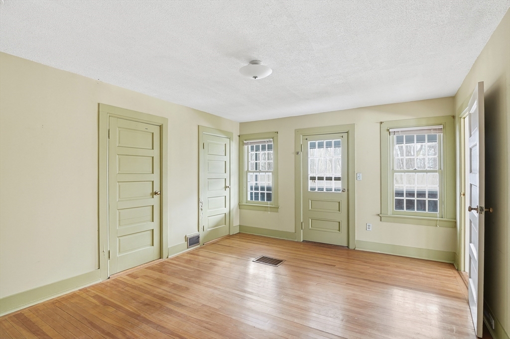 13 Goodnow Road Princeton, MA 01541 - Photo 25 of 38