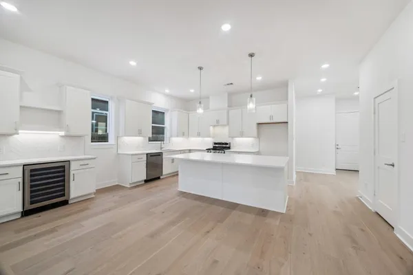 $838,000 | 1321 Alexander Street, Houston, TX 77008