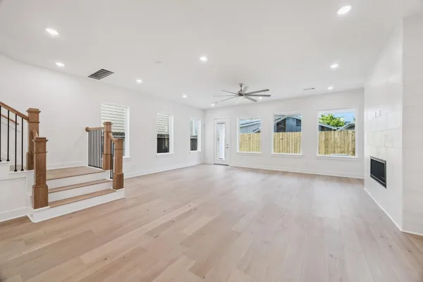 $838,000 | 1321 Alexander Street, Houston, TX 77008