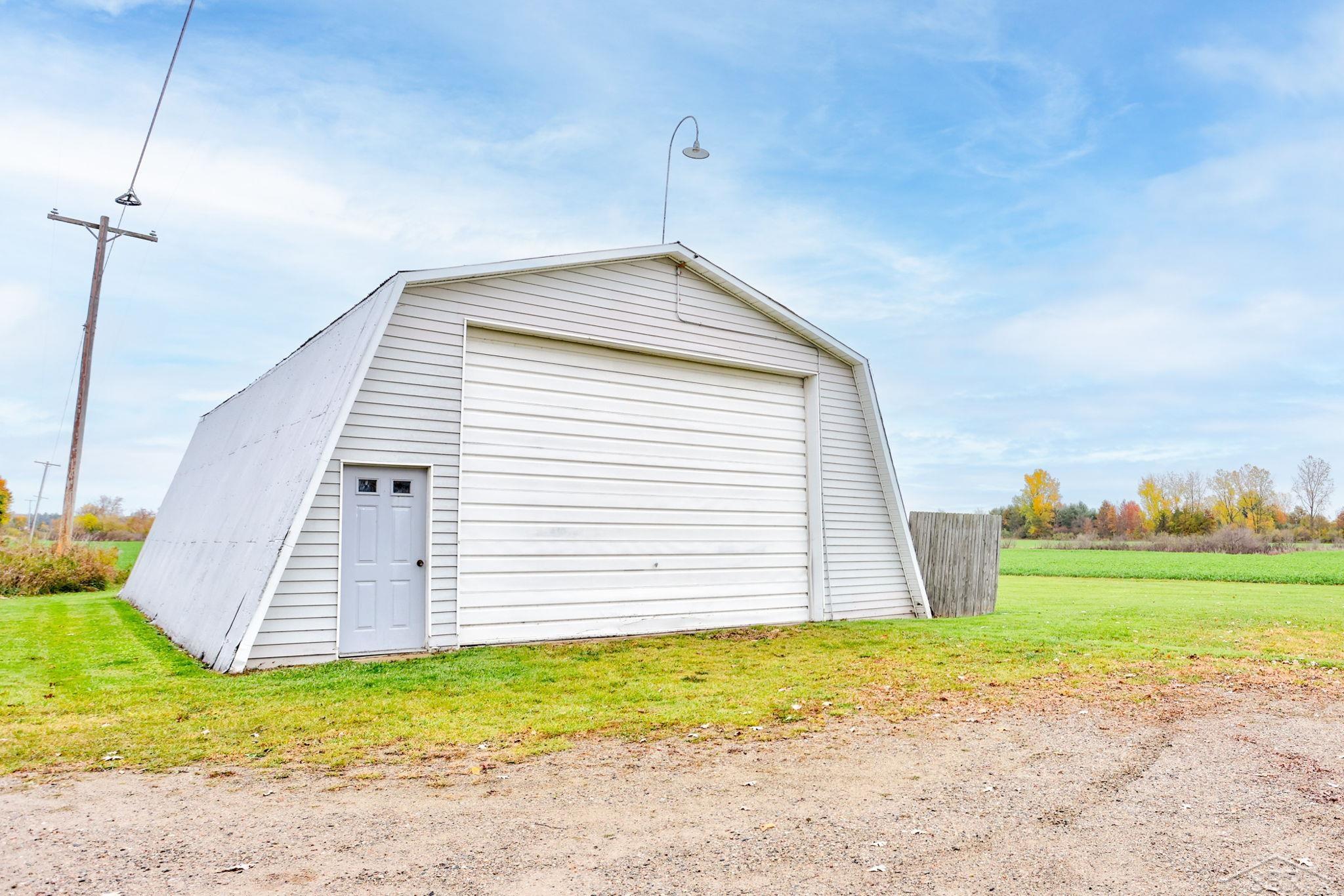 12951 South Graham Road St. Charles, MI 48655 - Photo 53 of 55 50094082-52.JPG