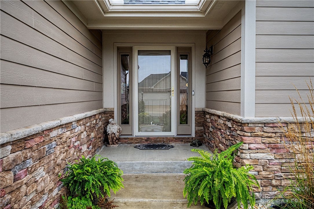 6789 Sun Ridge Way Waynesville, OH 45068 - Photo 2 of 62 Gallery Image 2