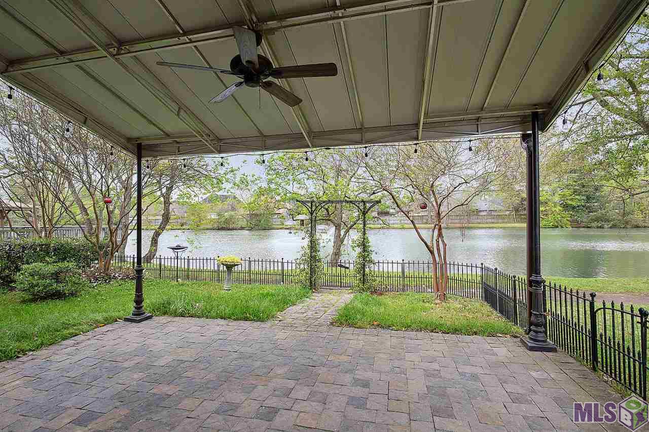 2003 Lac Cache Court Baton Rouge, LA 70816 - Photo 3 of 21 Gallery Image 3