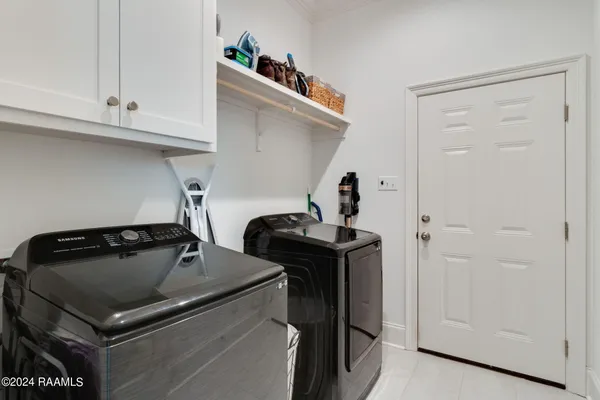 $2,700 | 201 Finsbury Lane, Lafayette, LA 70506