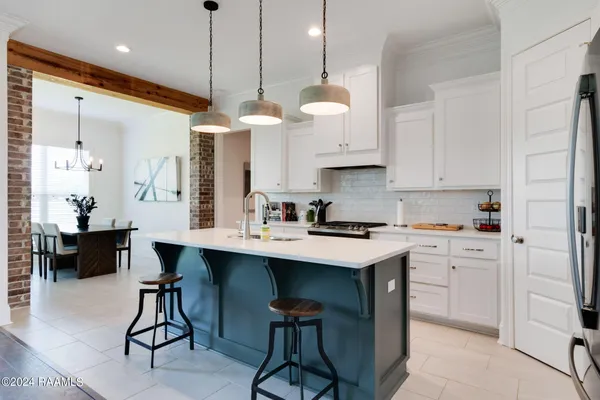 $2,700 | 201 Finsbury Lane, Lafayette, LA 70506