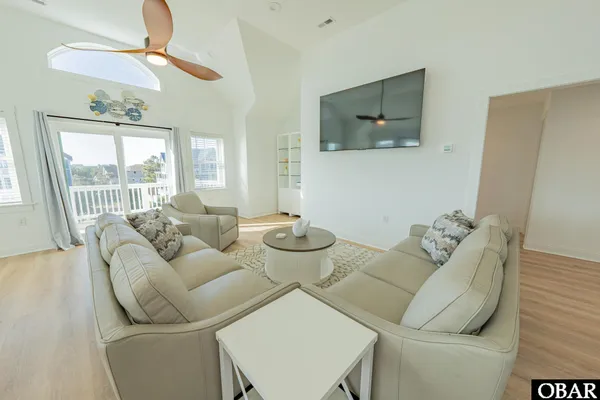 $1,999,000 | 27229 Hattie Creef Landing Court, Salvo, NC 27982