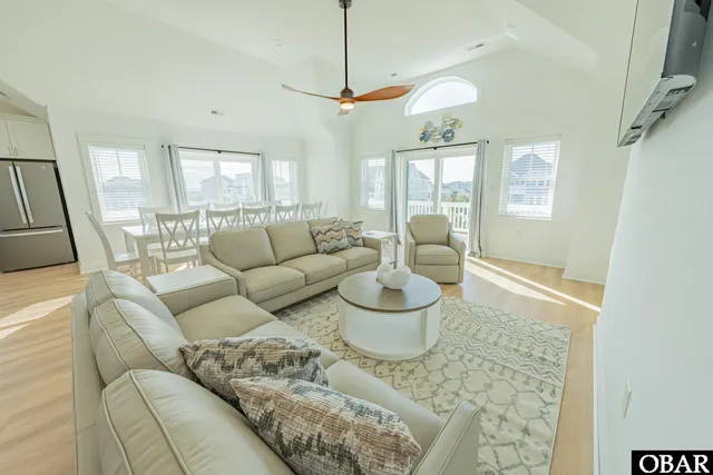 $1,999,000 | 27229 Hattie Creef Landing Court, Salvo, NC 27982