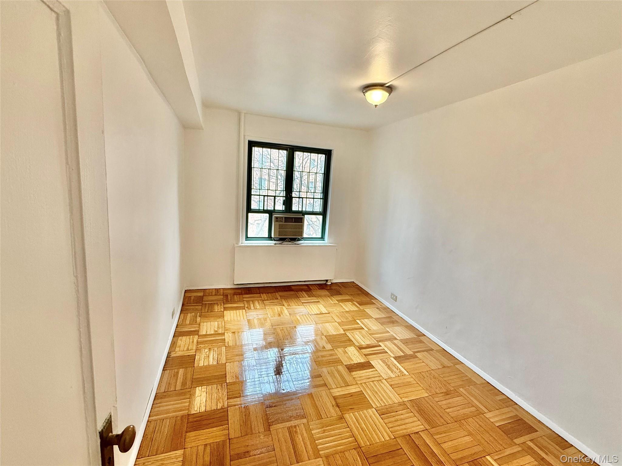 1562 Unionport Road, Unit 5A Bronx, NY 10462 - Photo 16 of 17