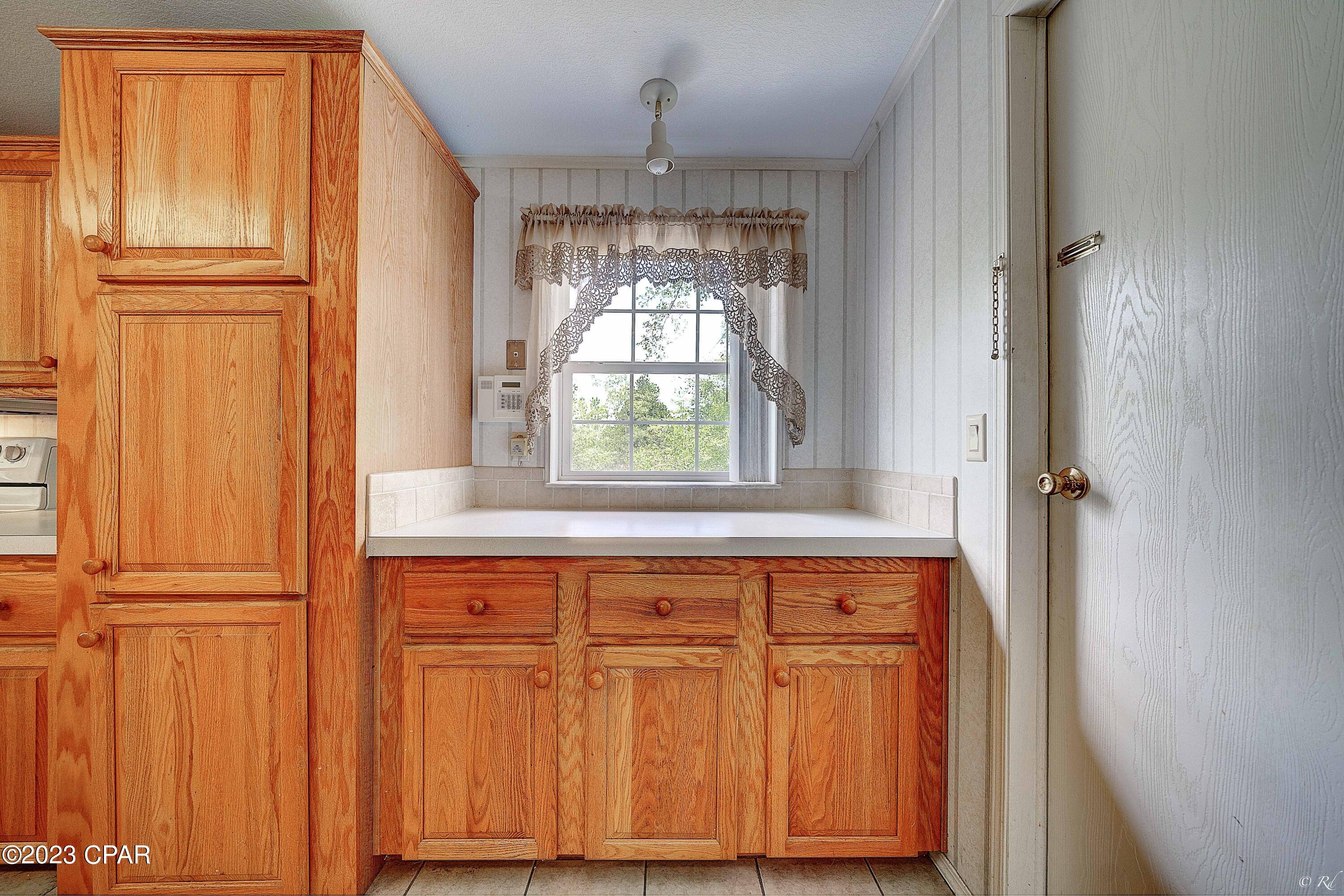 7130 Brett Road Youngstown, FL 32466 - Photo 9 of 50 Gallery Image 9