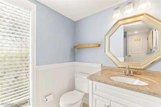 $229,900 | 4277 Island Circle, Unit 1, Fort Myers, FL 33919