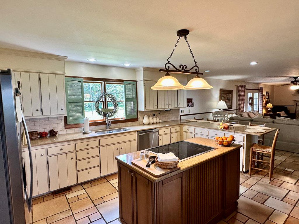 641 Vaughn Brooks Road Cleveland, VA 24225 - Photo 37 of 98 Gallery Image 37