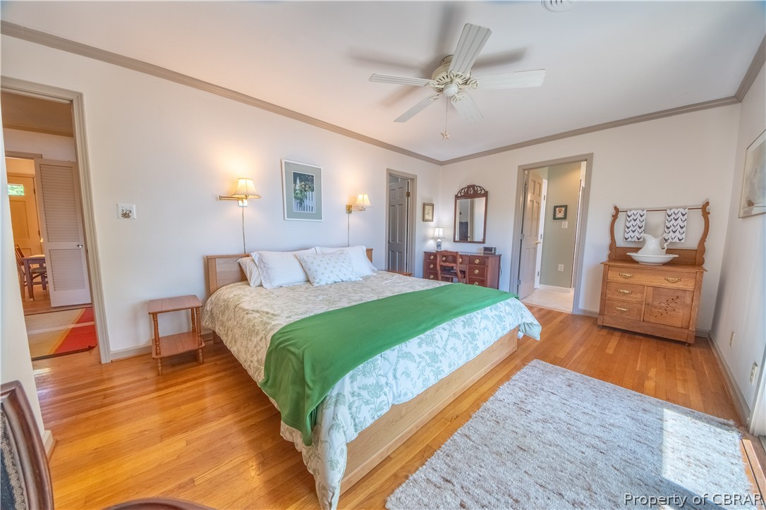 242 White Point Road Kinsale, VA 22488 - Photo 25 of 43 This good sized room features 2 closets, one is walk in and a remodeled private bath.