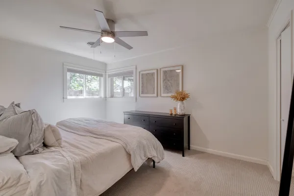 $3,250 | 2117 Gaston Pl Drive, Austin, TX 78723
