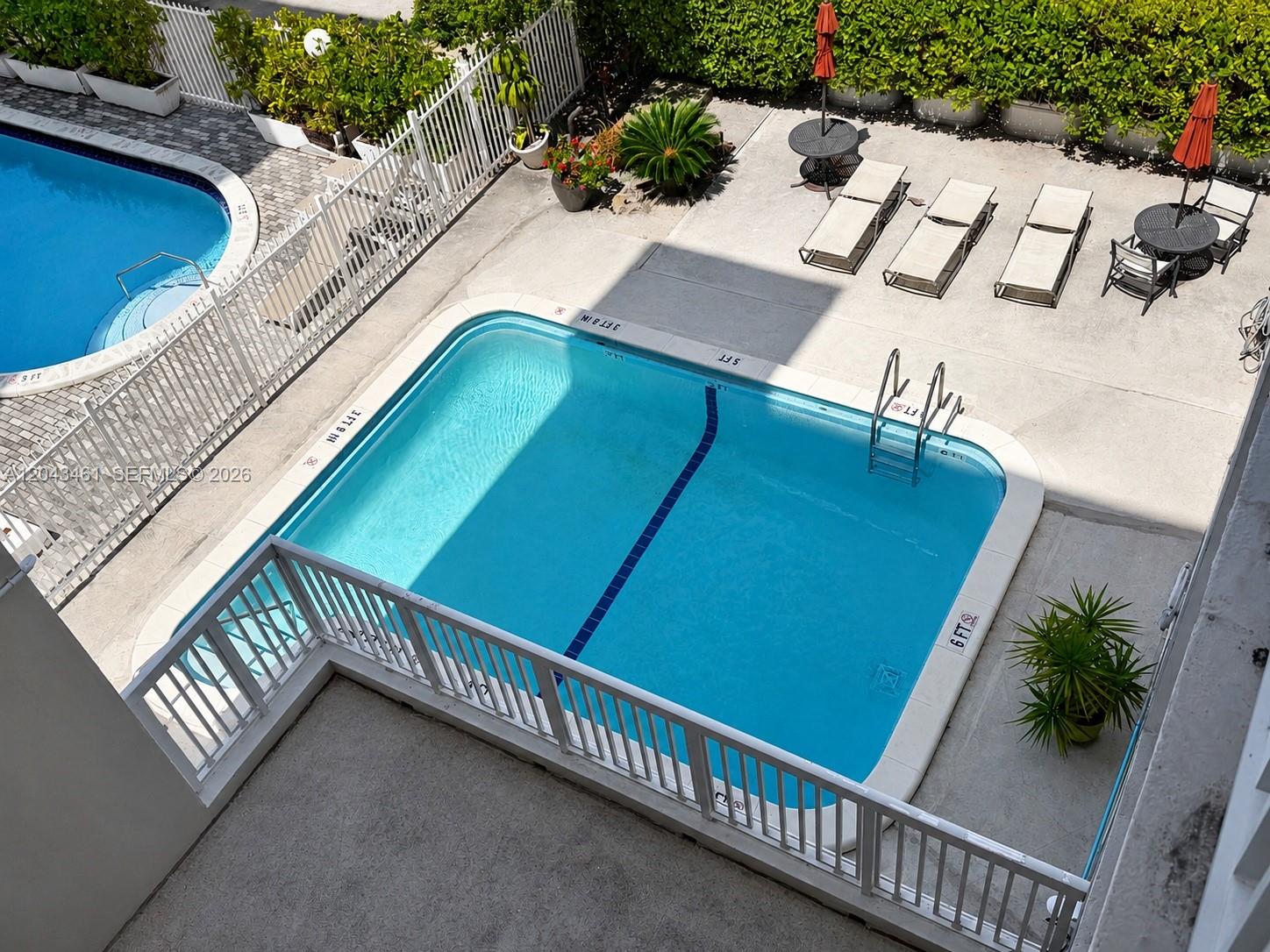 1670 Bay Road, Unit 3D Miami Beach, FL 33139 - Photo 6 of 9