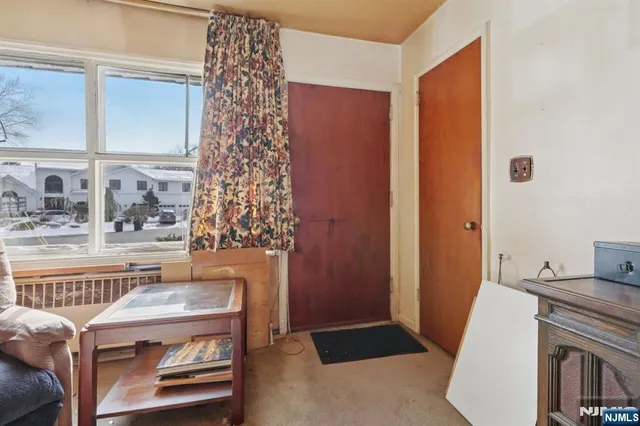 $799,000 | 261 Idaho Street, Paramus, NJ 07652