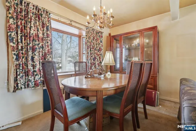 $799,000 | 261 Idaho Street, Paramus, NJ 07652