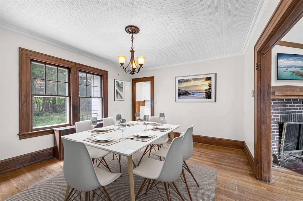 32 Marsden Street Springfield, MA 01109 - Photo 7 of 41 Gallery Image 7