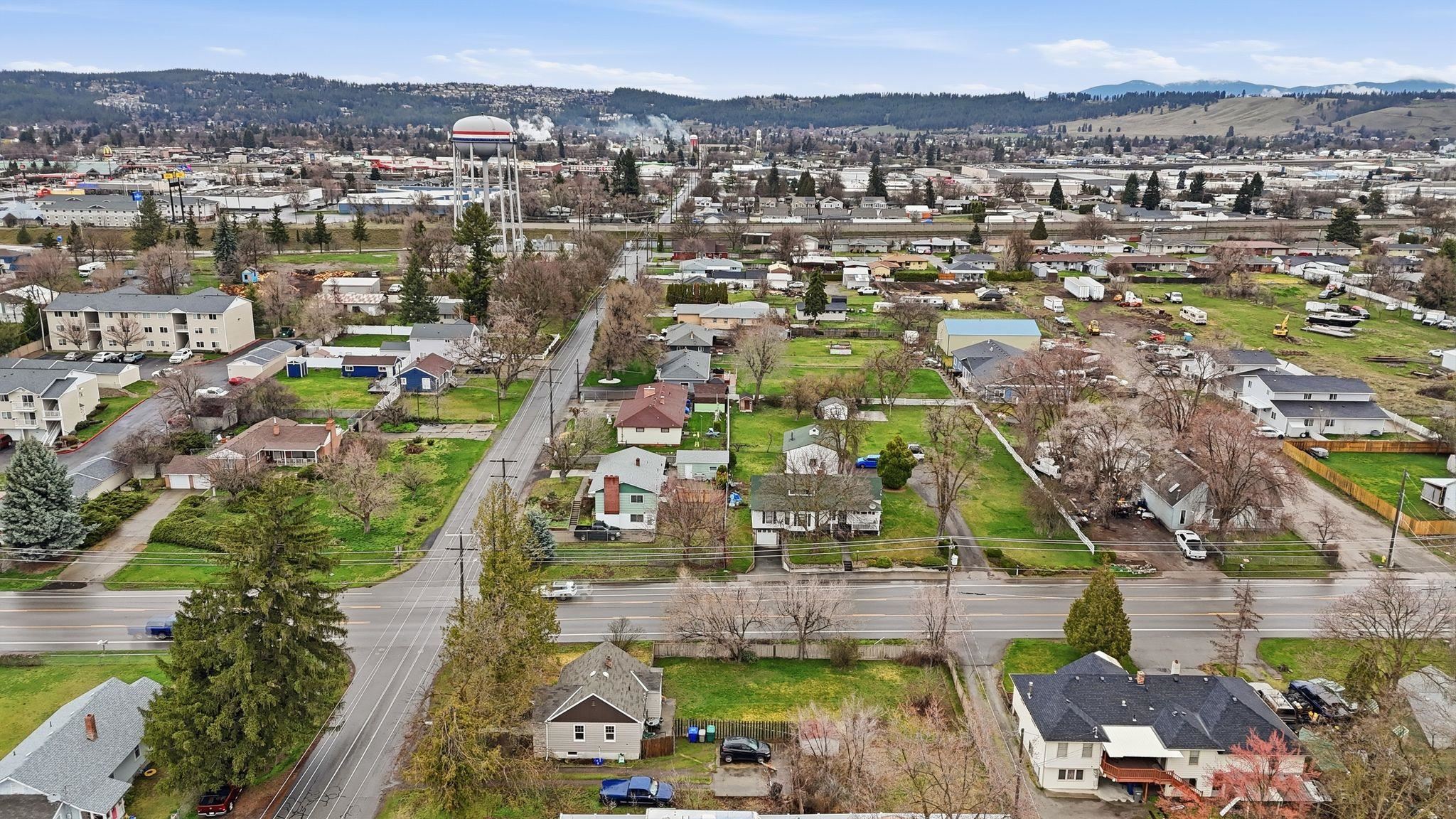 1522 North Locust Road Spokane, WA 99206 - Photo 14 of 15