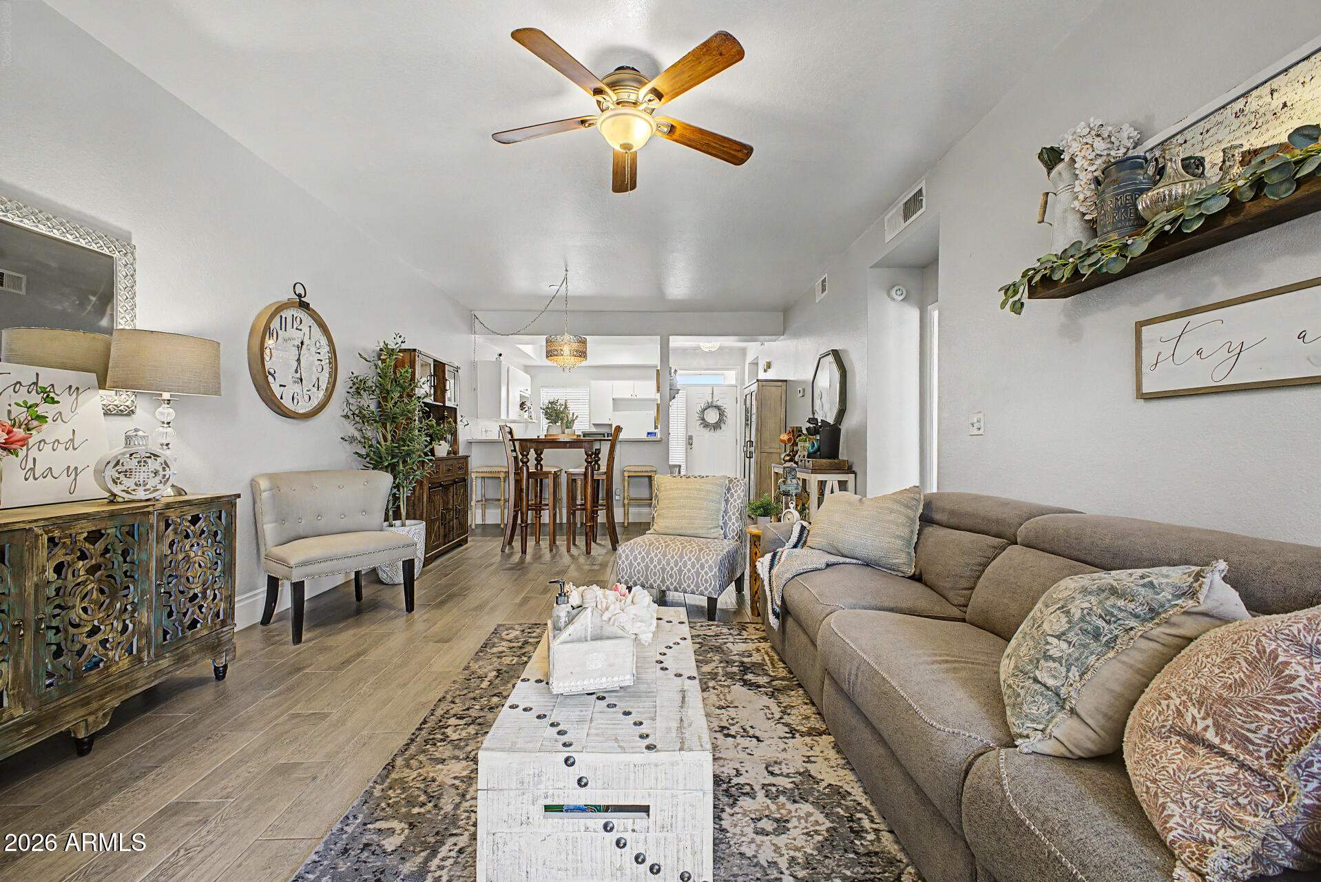 7101 West Beardsley Road, Unit 1011 Glendale, AZ 85308 - Photo 6 of 52 09 - Beardsley 7101