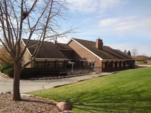 $1,675 | 755 Chandler Road, Gurnee, IL 60031