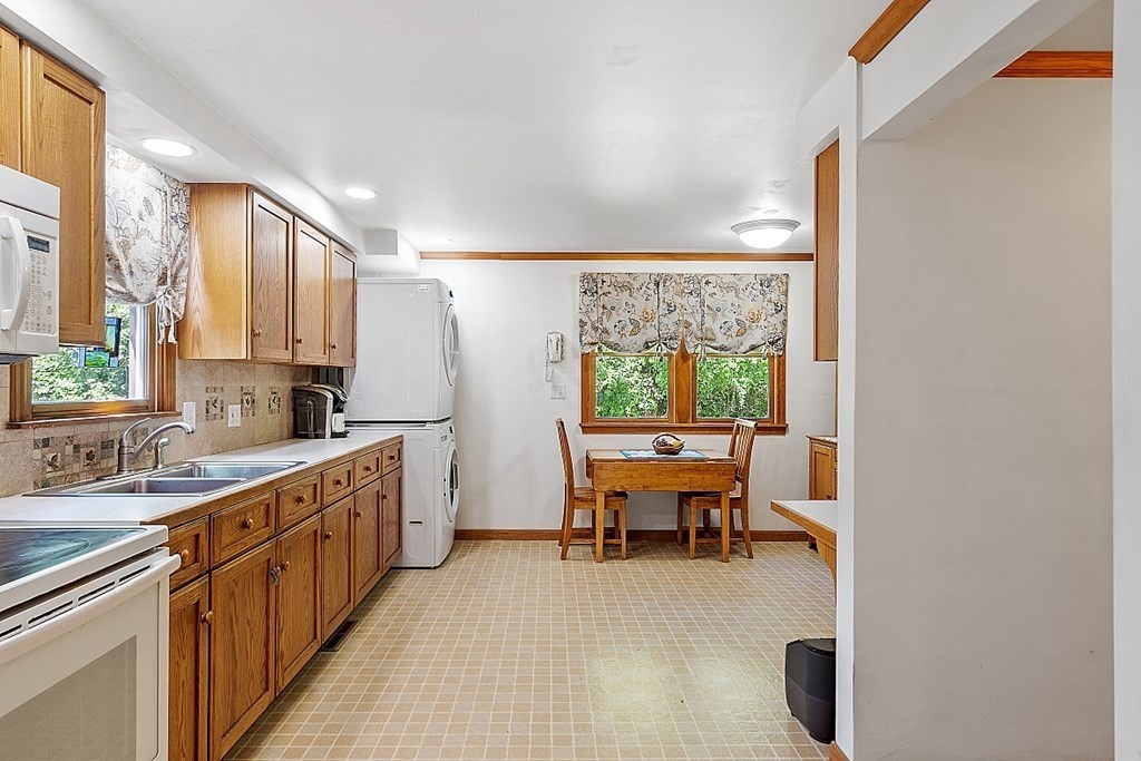 56 Harvard Road Stow, MA 01775 - Photo 23 of 40