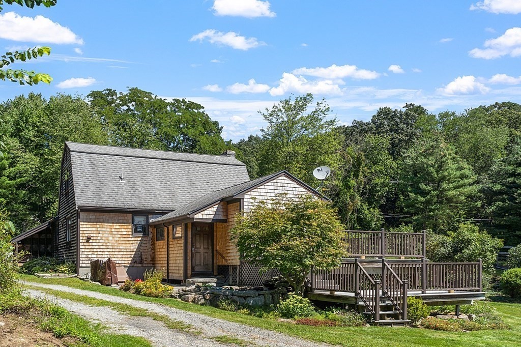 56 Harvard Road Stow, MA 01775 - Photo 4 of 40