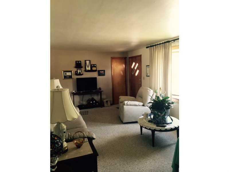 4431 Reno Road Springfield, OH 45503 - Photo 3 of 10