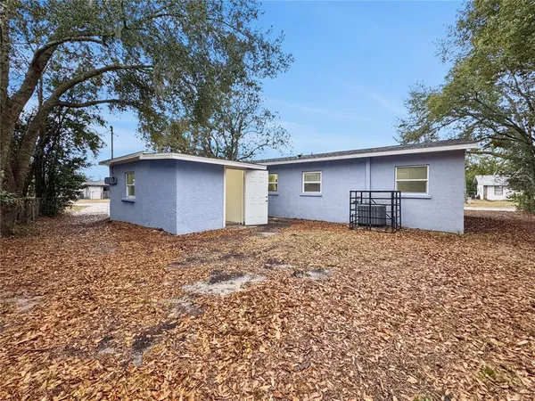 $1,945 | Undisclosed Address, Plant City, FL 33563
