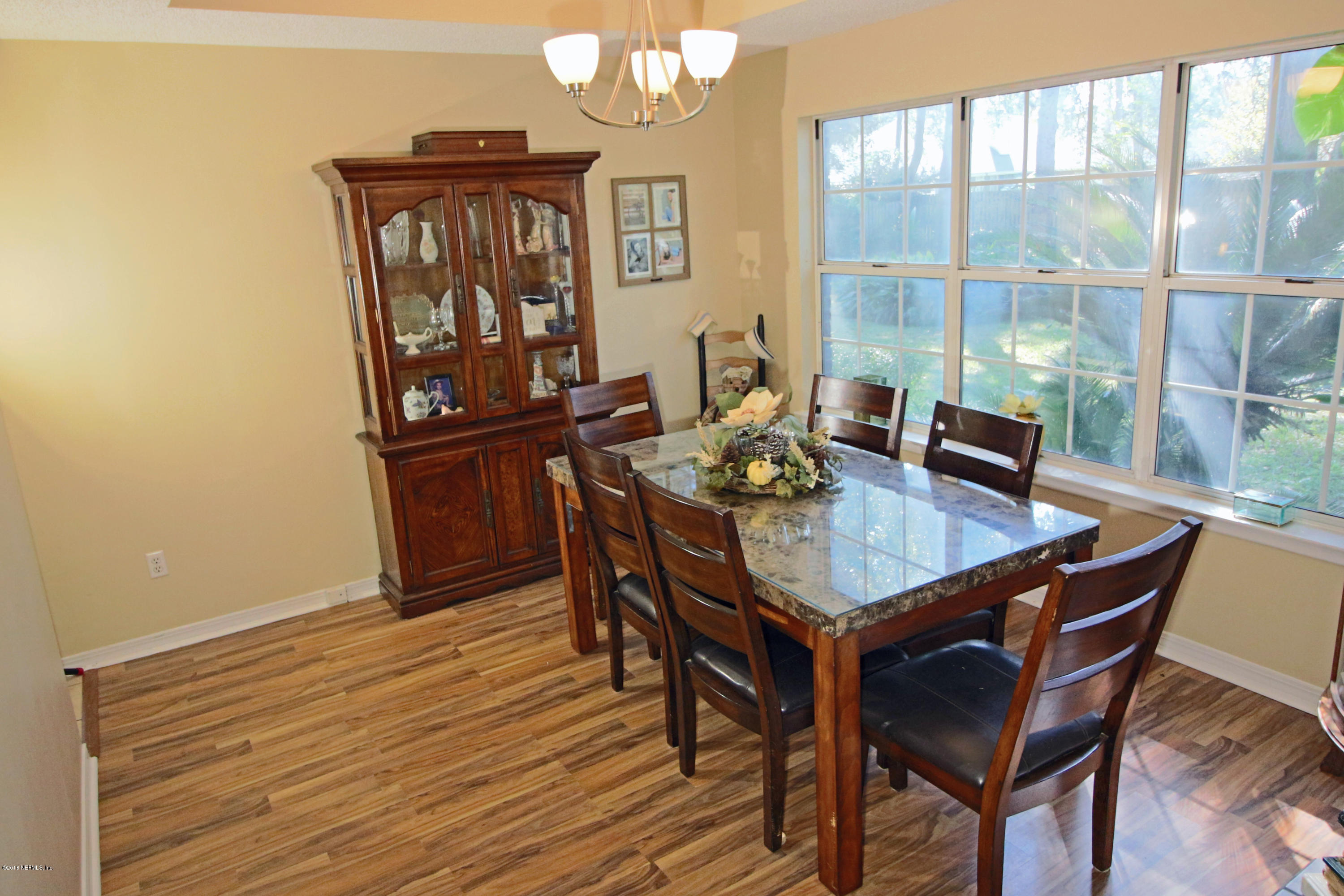 6094 Wells Road Macclenny, FL 32063 - Photo 12 of 27 Dining4