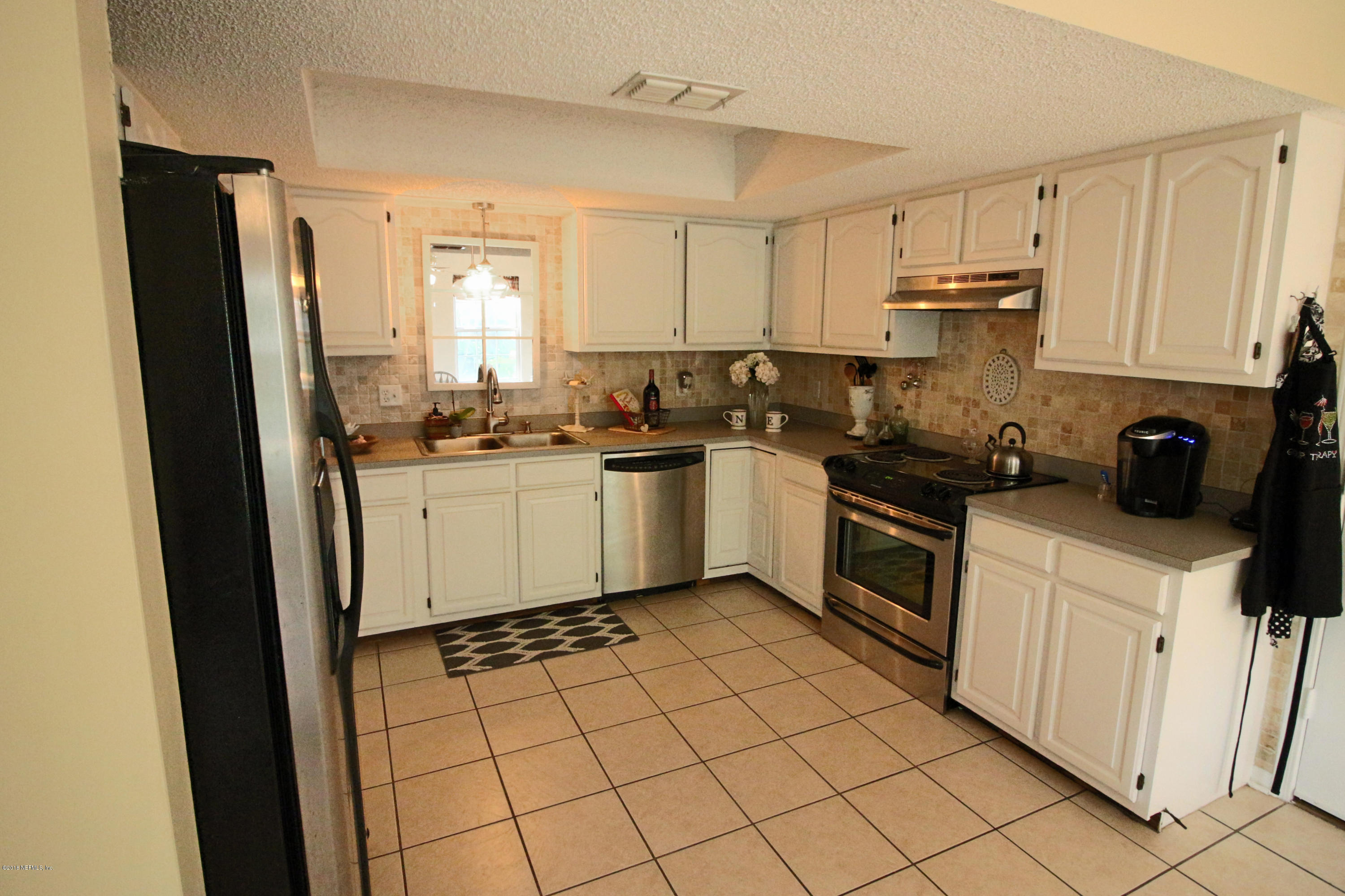 6094 Wells Road Macclenny, FL 32063 - Photo 7 of 27 Kitchen